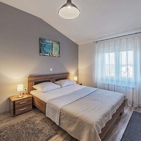 Apartment Lavander 01 Πούλα Εξωτερικό φωτογραφία