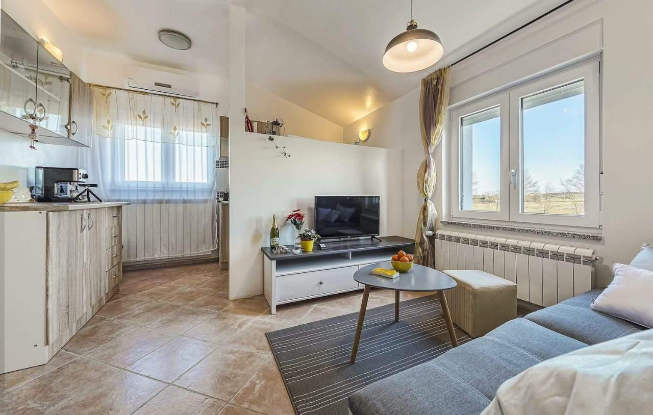 Apartment Lavander 01 Πούλα Εξωτερικό φωτογραφία