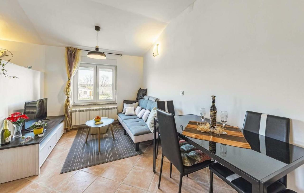 Apartment Lavander 01 Πούλα Εξωτερικό φωτογραφία
